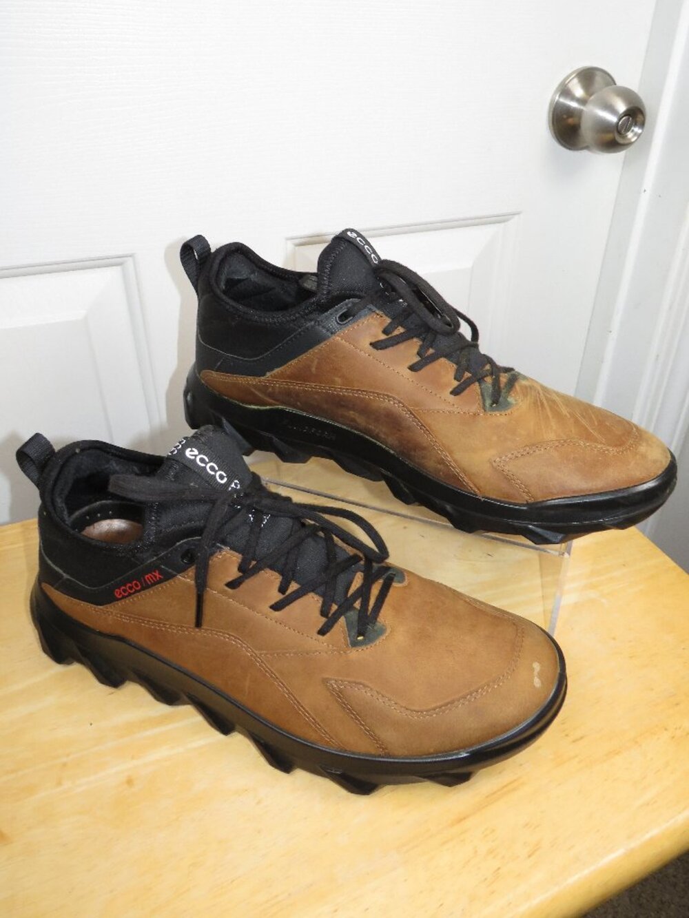 ECCO MX Low Fluid Form Camel Brown Nubuck Trail Sneaker Men US 9.5/9 EU 43